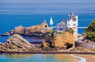 Biarritz routes touristiques des pyrenees atlantiques guide du tourisme nouvelle aquitaine