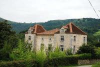 Chateau d iholdy route des seigneurs du bearn et du pays basque guide du tourisme des pyrenees atlantiques aquitaine