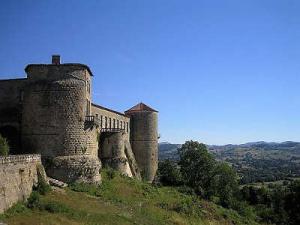 Chateau de ravel route historique des chateau d auvergne