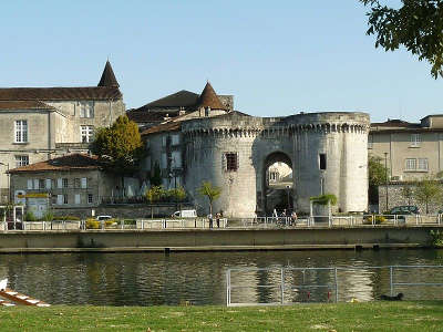 Cognac le cognac et la pierre etape sur la route du vignoble de cognac