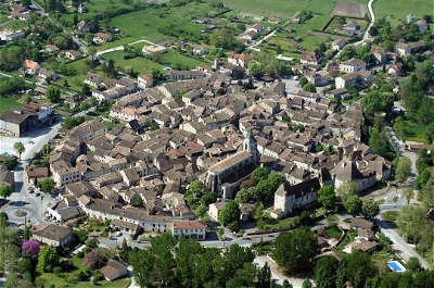 Issigeac les routes touristiques de la dordogne guide touristique de nouvelle aquitaine