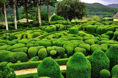 Jardin suspendu du chateau de marqueyssac a vezac jardin remarquable en dordogne guide du tourisme en dordogne nouvelle aquitaine