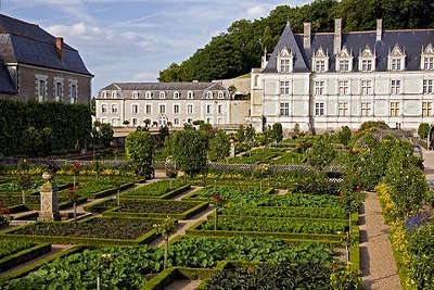 Valencay les jardins du chateau plus beaux detours les routes touristiques dans le cher guide du tourisme centre val de loire