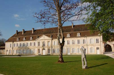 Abbaye cistercienne d auberive routes touristiques dans la haute marne guide du tourisme grand est