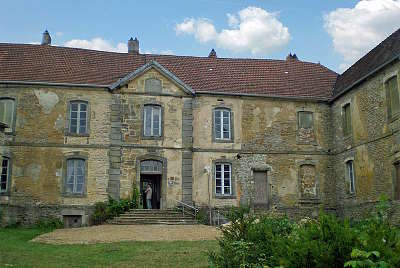 Abbaye de belmont routes touristiques dans la haute marne guide du tourisme grand est