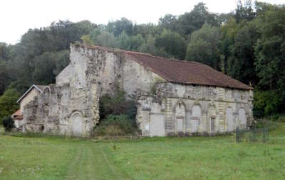 Abbaye de morimond routes touristiques dans la haute marne guide du tourisme grand est