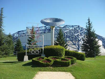 Albertville ville d art et d historie le dome inaugure pour les jo routes touristiques de savoie guide touristique de rhone alpes