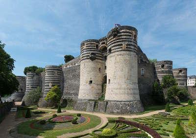 Angers le chateau routes touristiques de maine et loire guide du tourisme du pays de la loire