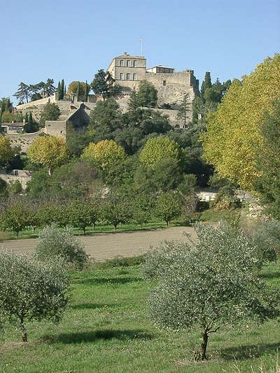 Ansouis plus beau village routes touristiques du vaucluse guide du tourisme de provence alpes cote d azur