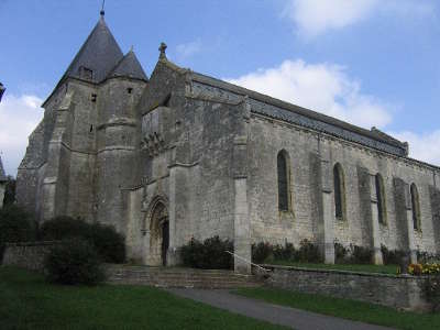 Aouste l eglise fortifiee routes touristiques dans les ardennes guide du tourisme