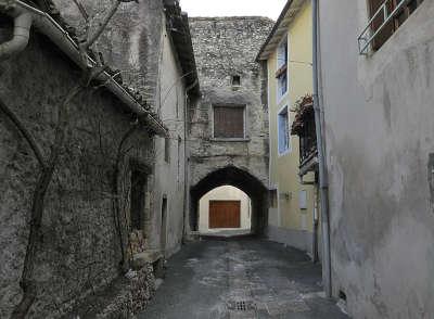 Aouste sur sye ruelle de l hopital routes touristiques de la drome guide touristique de rhone alpes