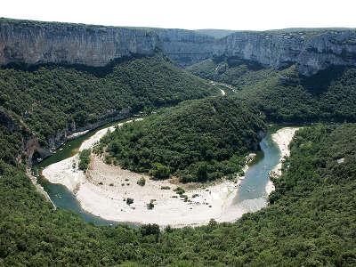 Ardeche parcours touristique en rhone alpes