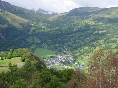 Arrens marsous dans le val d azun la route des cols des pyrenees guide touristique des hautes pyrenees