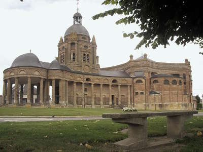 Asfed l eglise saint didier routes touristiques dans les ardennes guide du tourisme