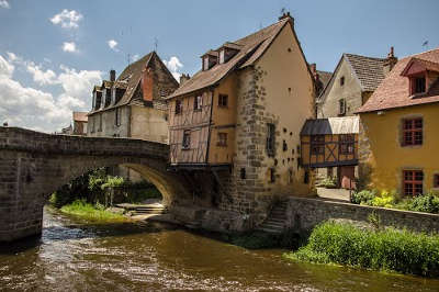 Aubusson maisons anciennes routes touristiques de la creuse guide du tourisme du limousin