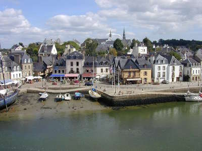 Auray le port de saint goustan routes touristiques dans le morbihan guide du tourisme en bretagne