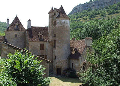 Autoire plus beau village chateau de limargue routes touristiques du lot guide touristique midi pyrenees