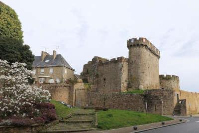 Avranches chateau routes touristiques de la manche guide de tourisme de basse normandie