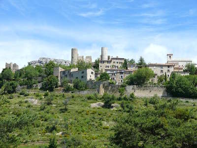 Bargeme plus beau village routes touristiques du var guide du tourisme de la provence alpes cote d azur