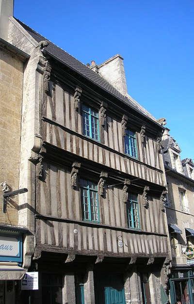 Bayeux grand hotel d argouges routes touristiques du calvados guide touristique de normandie