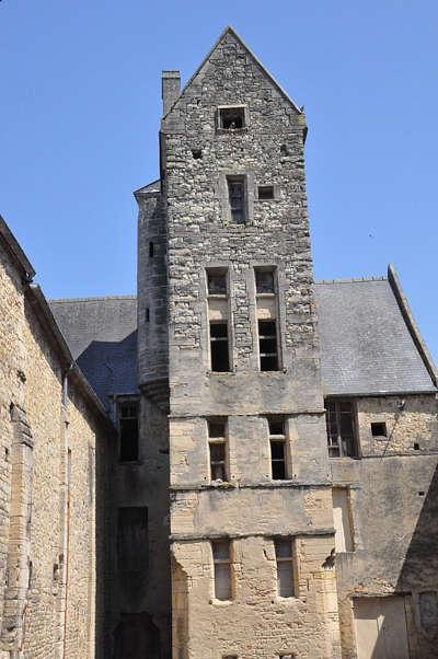 Bayeux hotel du croissant routes touristiques du calvados guide touristique de normandie