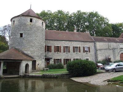 Beze abbaye au pied de la beze routes touristiques de la cote d or guide touristique de bourgogne