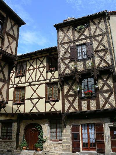 Billom maisons medievales routes touristiques du puy de dome guide touristique de l auvergne