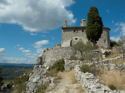 Bois de paiolive site naturel ermitage saint eugene dans le bois de paiolive routes touristiques de ardeche guide du tourisme du rhone alpes