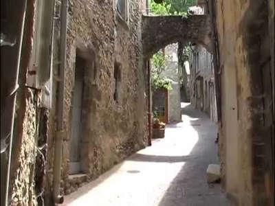 Bourdeau village perche calade routes touristiques de la drome guide touristique de rhone alpes