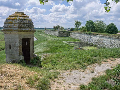 Brouage plus beau village grand site de france les remparts routes touristique de charente maritime guide du tourisme poitou charente