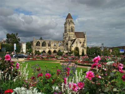 Caen ville d art et d histoire eglise saint etienne le vieux routes touristiques du calvados guide touristique de normandie