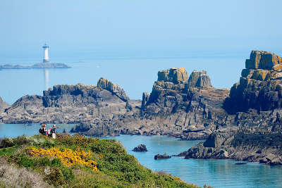 Cancale la pointe du grouin routes touristiques dans l ille et vilaine guide du tourisme en bourgogne