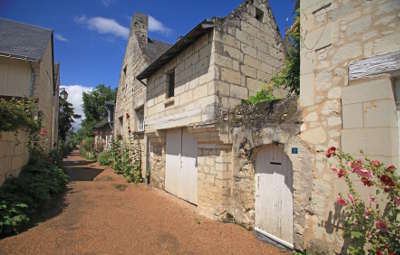 Candes saint martin les ruelles plus beau village routes touristiques dans l indre et loire guide du tourisme centre val de loire