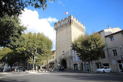 Carpentras porte d orange routes touristiques du vaucluse guide touristique de provence alpes cote d azur