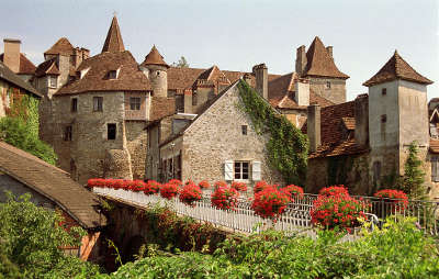 Carrenac route touristique de pierre et d eau plus beau village de france guide touristique du lot midi pyrenee