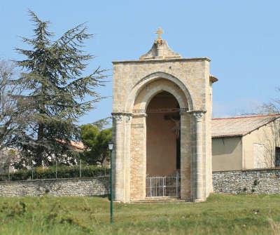 Caseneuve oratoire saint jean routes touristiques du vaucluse guide touristique de provence alpes cote d azur