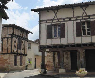 Caudecoste arcades et maisons a colombage routes touristiques du lot et garonne guide du tourisme d aquitaine