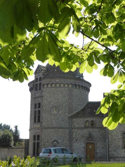Champrond en gatine la tour d aligre road trip dans l eure et loir guide du tourisme centre val de loire