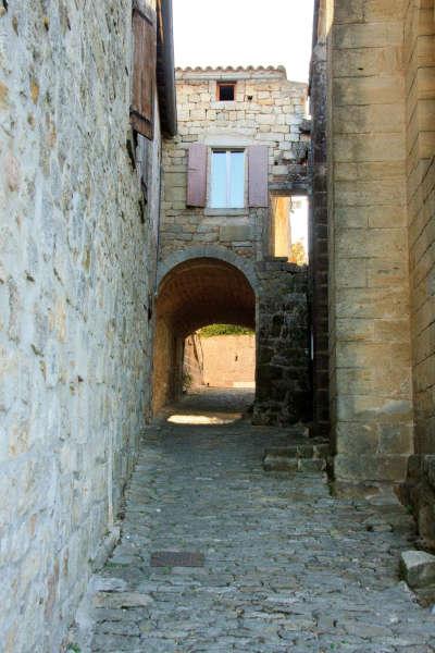 Chassiers village de caractere calade routes touristiques de l ardeche guide du tourisme rhone alpes