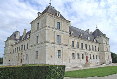 Chateau d ancy le franc routes touristiques dans l yonne guide du tourisme en bourgogne