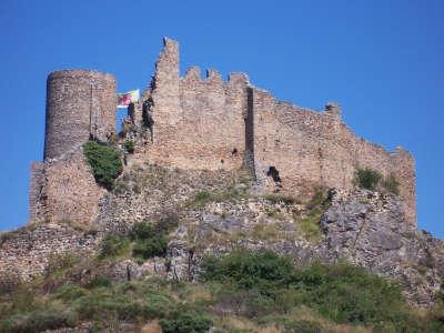 Chateau de couzan sail sous couzan routes touristiques de la loire guide du tourisme de rhone alpes