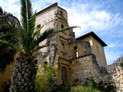 Chateau de magrin musee du pastel exterieur facade route du pastel au pays de cocagne