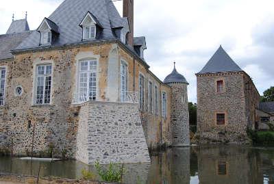 Chateau des arcis routes touristiques de mayenne du tourisme du pays de la loire