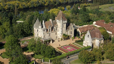 Chateau des milandes les routes touristiques de dordogne guide du tourisme en nouvelle aquitaine