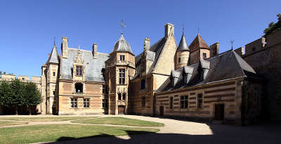 Billetterie du château  Château d'Ainay-le-Vieil