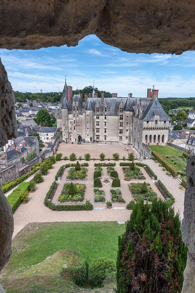 Chateau langeais route des chateaux de la loire guide du tourisme centre val de loire