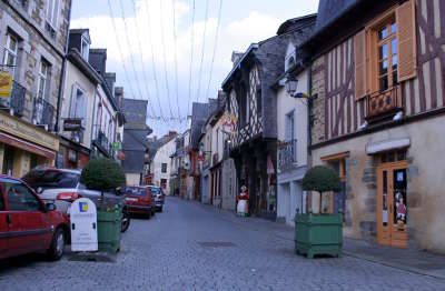 Chateaugiron centre medieval petite cite de caractere routes touristiques dans l ille et vilaine guide du tourisme en bretagne