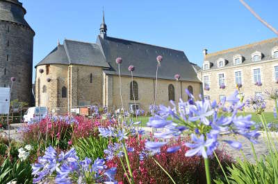 Chateaugiron la chapelle du chateau petite cite de caractere routes touristiques dans l ille et vilaine guide du tourisme en bretagne