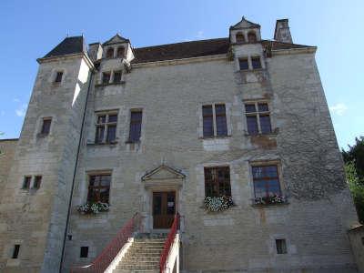Chatillon sur seine ancien auditoire royal routes touristiques de la cote d or guide touristique de bourgogne