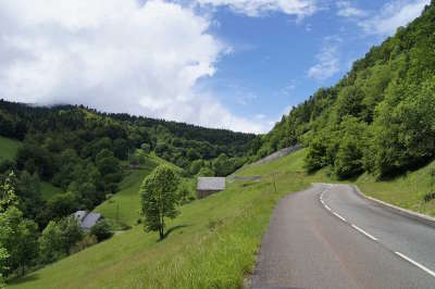 Col de mente route des cols des pyrenees guide du tourisme de la haute garonne